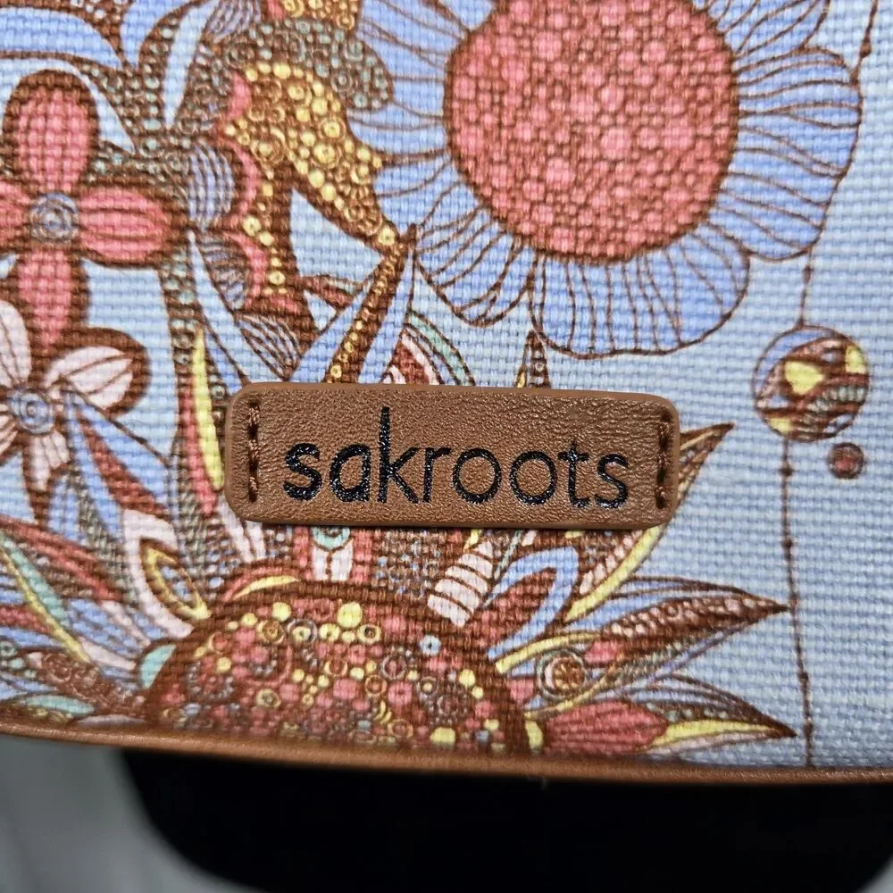 NWOT Sakroots Owl Meadow Medium Shoulder BagTote Straw Canvas Charm And Wallet